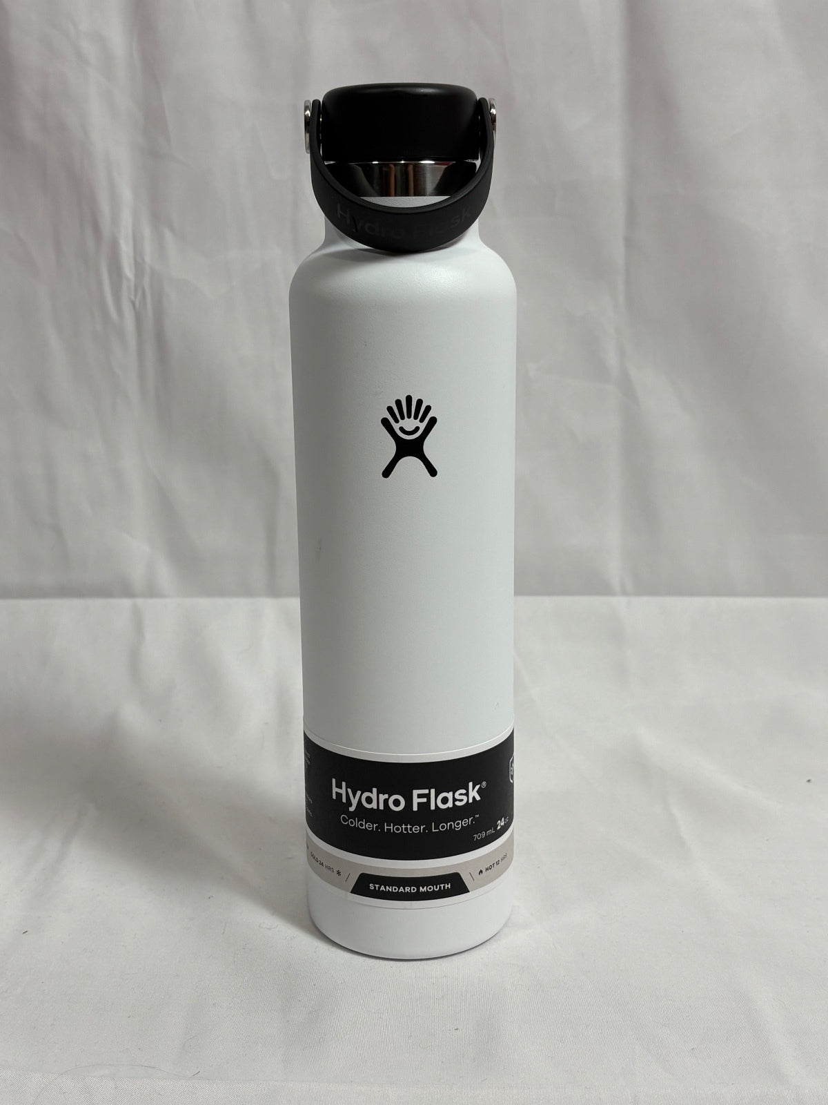 Hydro Flask 24 oz Standard Mouth Water Bottle White Black Flex Cap