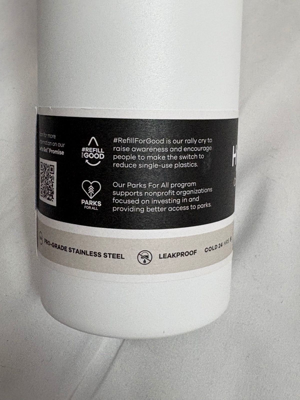 Hydro Flask 24 oz Standard Mouth Water Bottle White Black Flex Cap