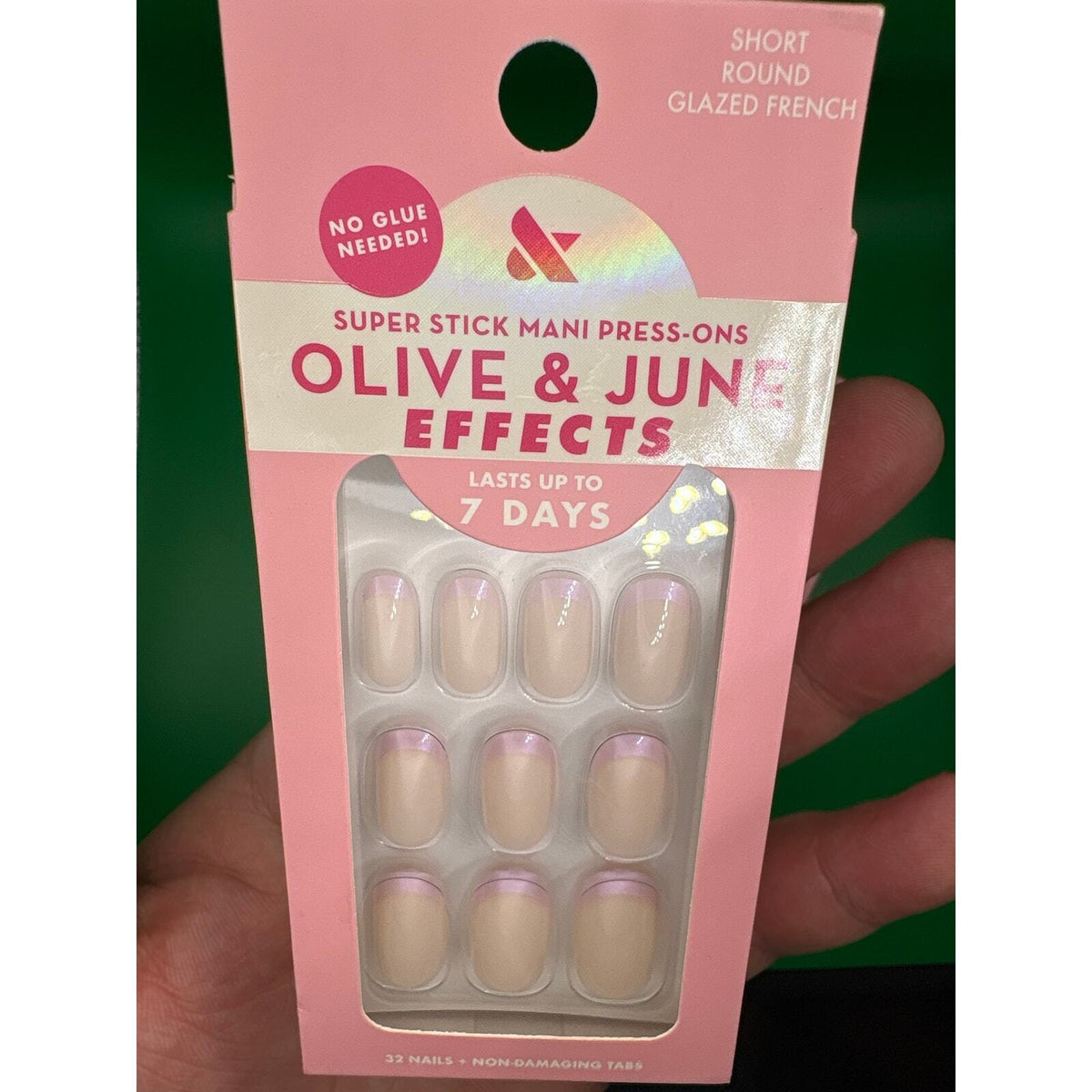 Olive & June Nail Bundle Press-On Nails & Cuticle Oil 4 Piece Set New — photo 3